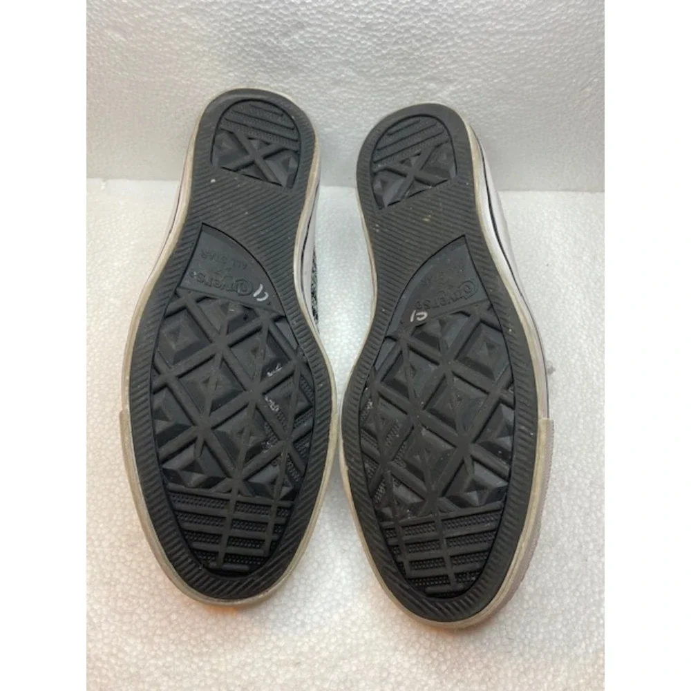 Converse Womens Size 7.5 - Picture 5 of 5